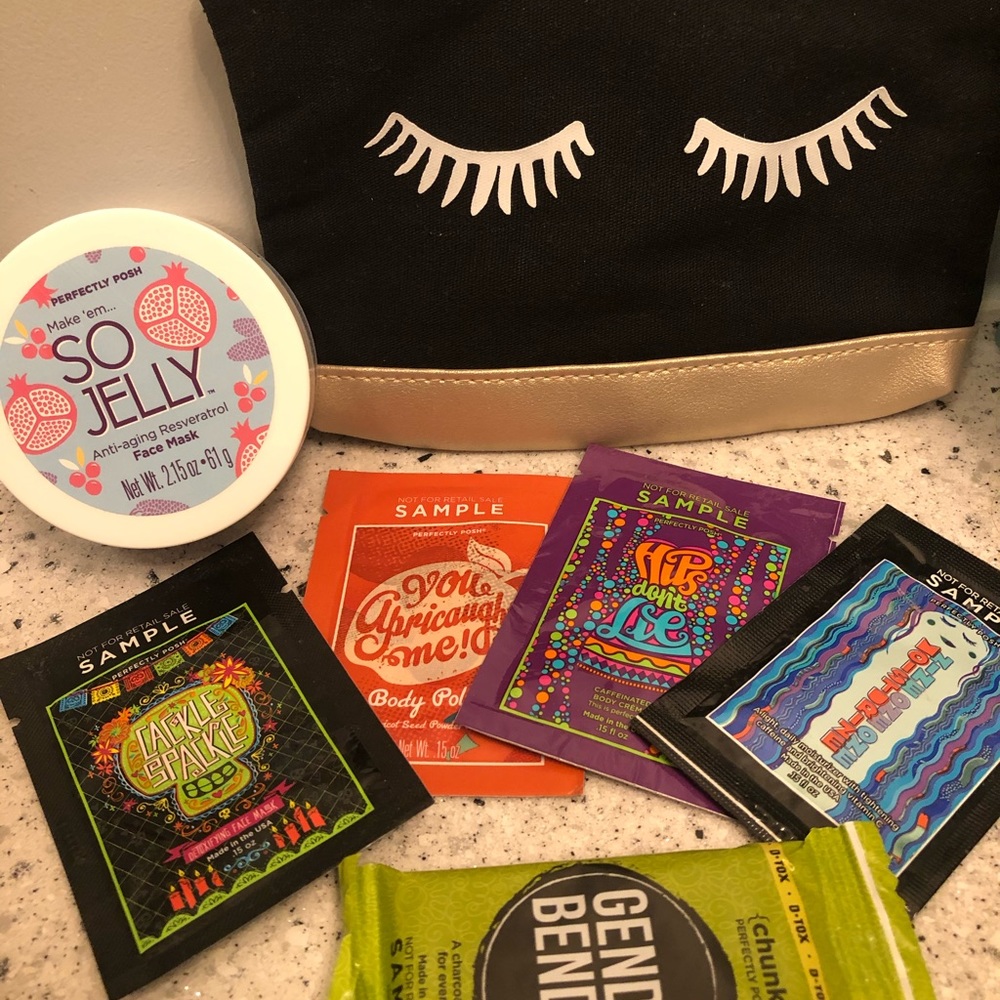 Perfectly Posh So Jelly face mask and extras!
